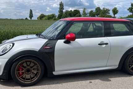 Mini John Cooper Works 99.000 km 27.900 &euro; Berg 53505