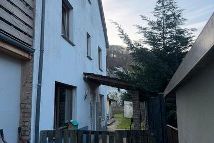 Haus Remagen - 3 Zimmer, 90 m&sup2;, 1.200&euro; | Angebot:25894626