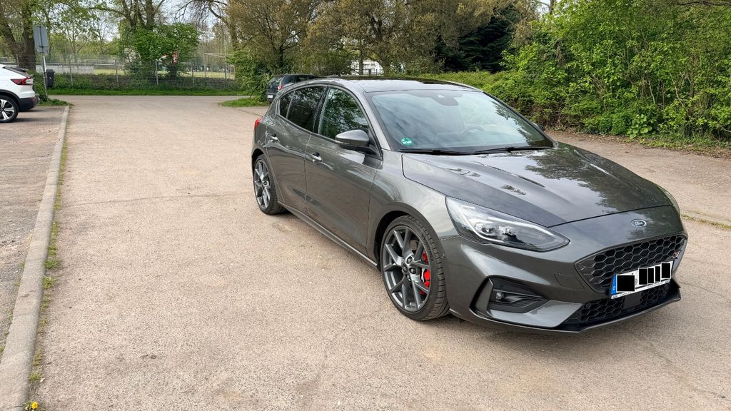 Ford Focus 36.300 km 25.950 &euro; Troisdorf 53844