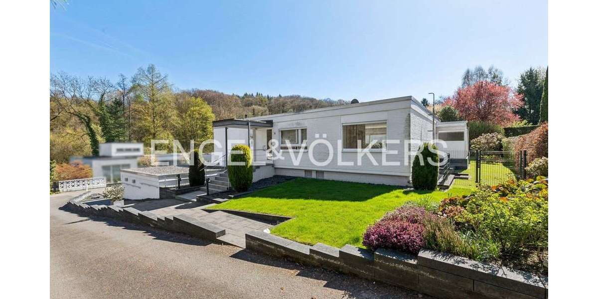 Einfamilienhaus Wachtberg - 8 Zimmer, 241 m&sup2;, 798.000&euro; | Angebot:27128456