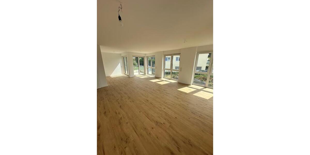 Etagenwohnung Eitorf - 4 Zimmer, 114 m&sup2;, 1.845&euro; | Angebot:27617602