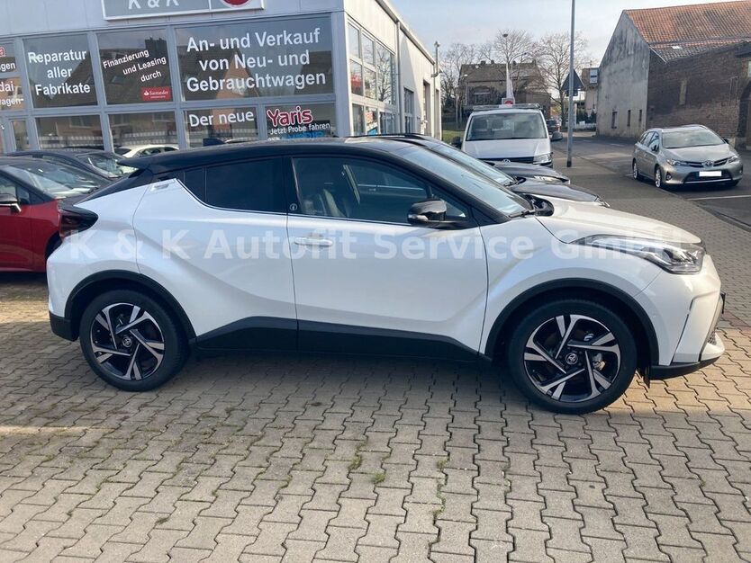 Toyota C-HR 10 km 35.700 € Weilerswist 53919