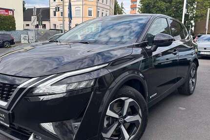 Nissan Qashqai 15.600 km 26.999 &euro; Siegburg 53721