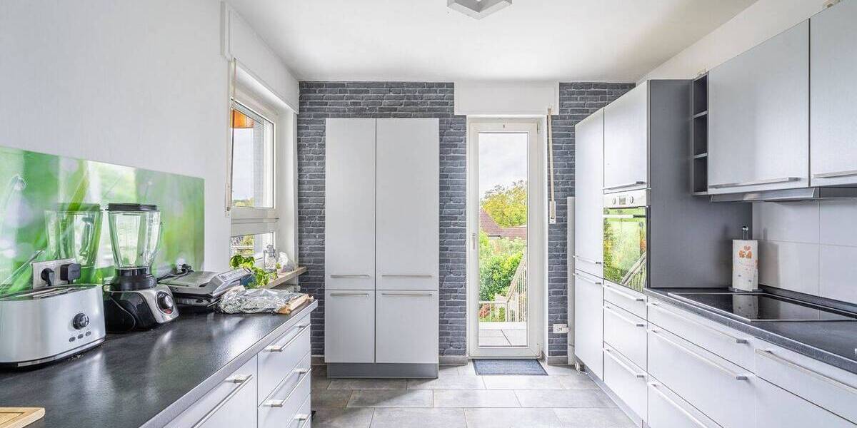 Mehrfamilienhaus, Wohnhaus Königswinter Stieldorf - 7 Zimmer, 202 m&sup2;, 517.000&euro; | Angebot:26545587