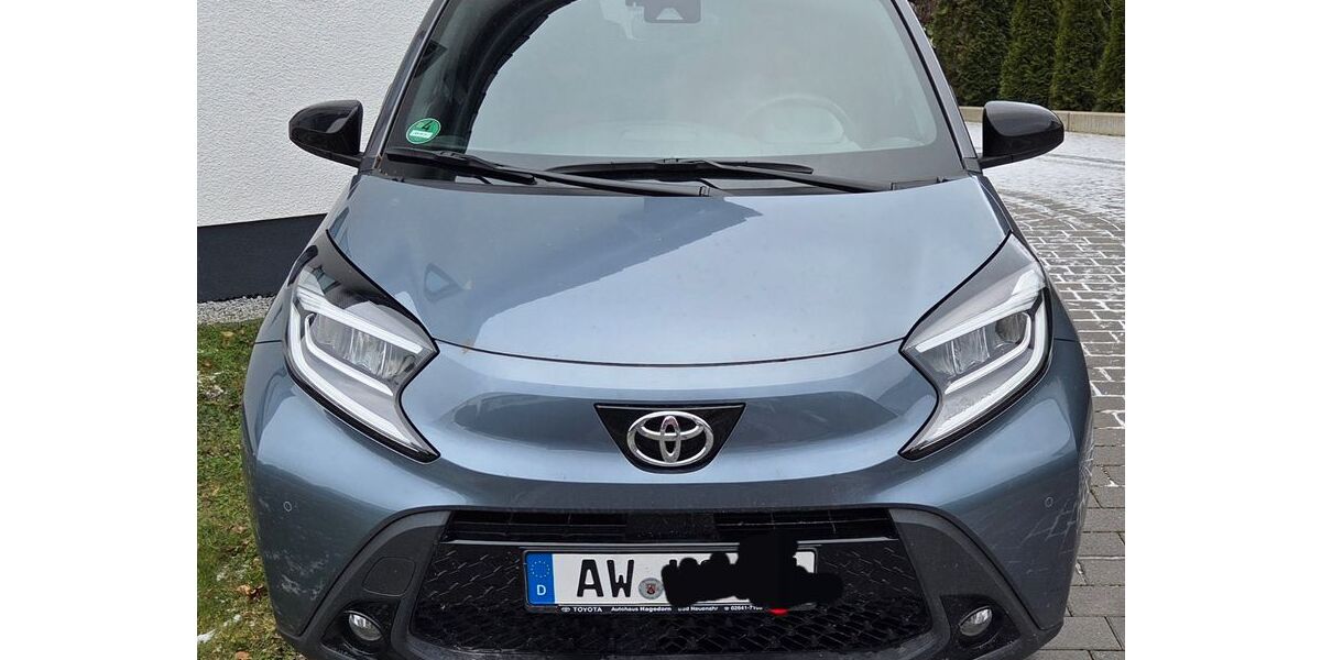 Toyota Aygo (X) 14.500 km 18.200 &euro; Grafschaft 53501
