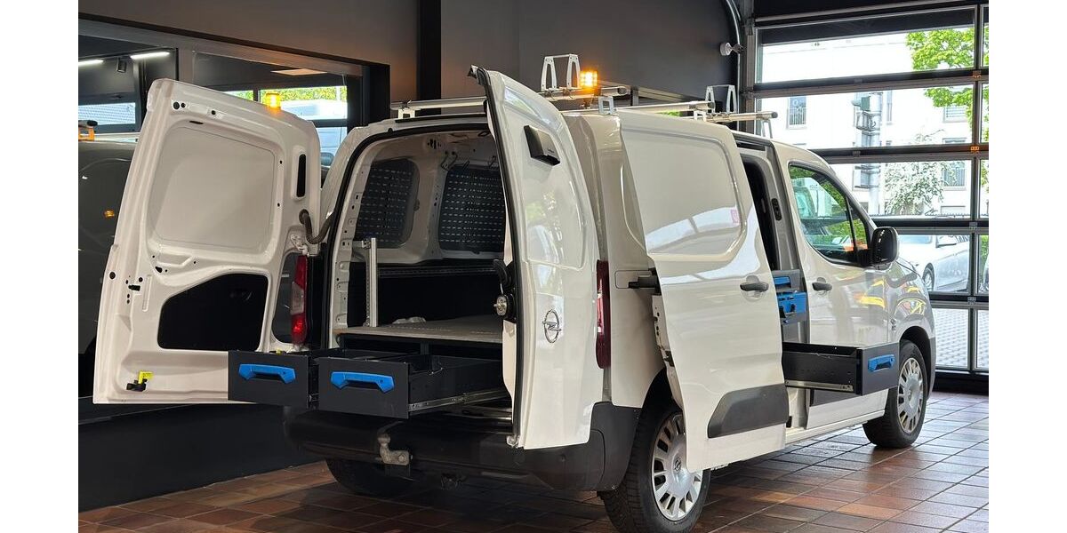 Opel Combo 34.179 km 16.950 &euro; Bonn 53177
