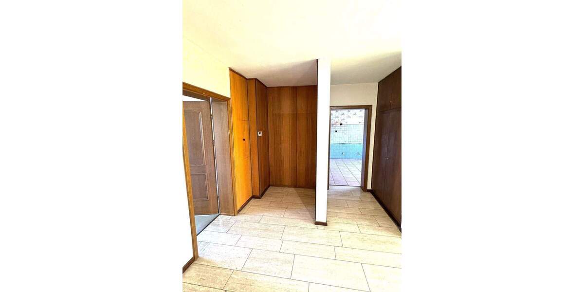 Einfamilienhaus Niederkassel - 6 Zimmer, 200 m&sup2;, 490.000&euro; | Angebot:25814969