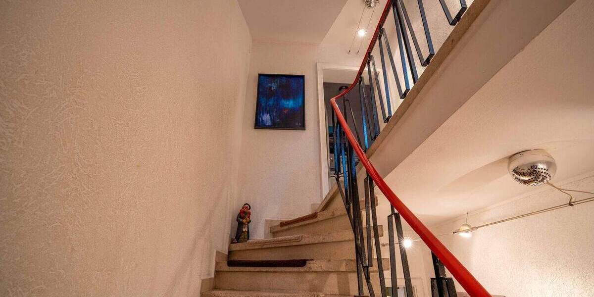 Einfamilienhaus Königswinter / Niederdollendorf Niederdollendorf - 8 Zimmer, 197 m&sup2;, 498.000&euro; | Angebot:24746967