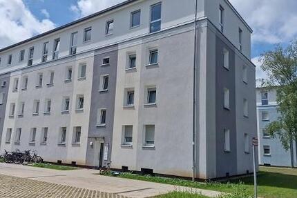 Unsere neue Wohnung: Dachgeschoss 2-Zimmer-Wohnung mit Balkon zimmer