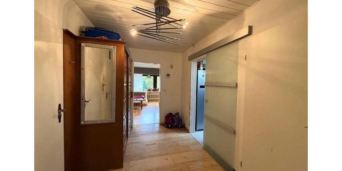 Dachgeschoßwohnung Sankt Augustin - 3 Zimmer, 73 m&sup2;, 199.000&euro; | Angebot:26877065