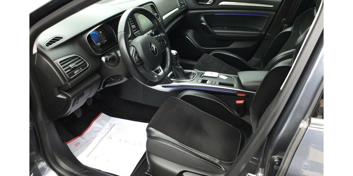 Renault Megane INTENS NAVI EINPARKHILFE KLIMAAUTOMATIK 108.795 km 11.498 &euro; Köln 50858