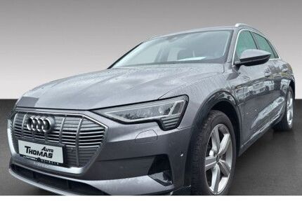 Audi e-tron 54.799 km 28.880 € Hennef 53773