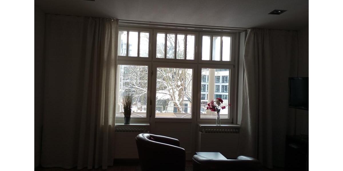 Erdgeschoßwohnung Bonn Gronau - 1 Zimmer, 48 m&sup2;, 1.200&euro; | Angebot:25850357