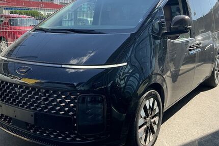 Hyundai STARIA 62.448 km 37.500 &euro; Eitorf 53783