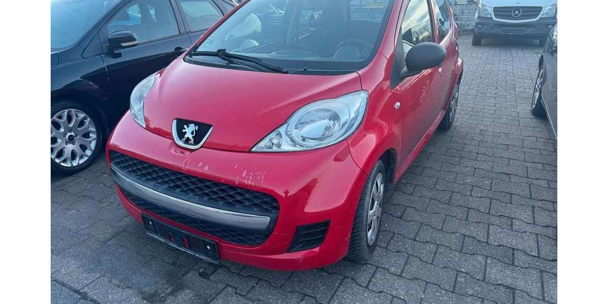 Peugeot 107 177.000 km 1.800 &euro; Bonn 53227