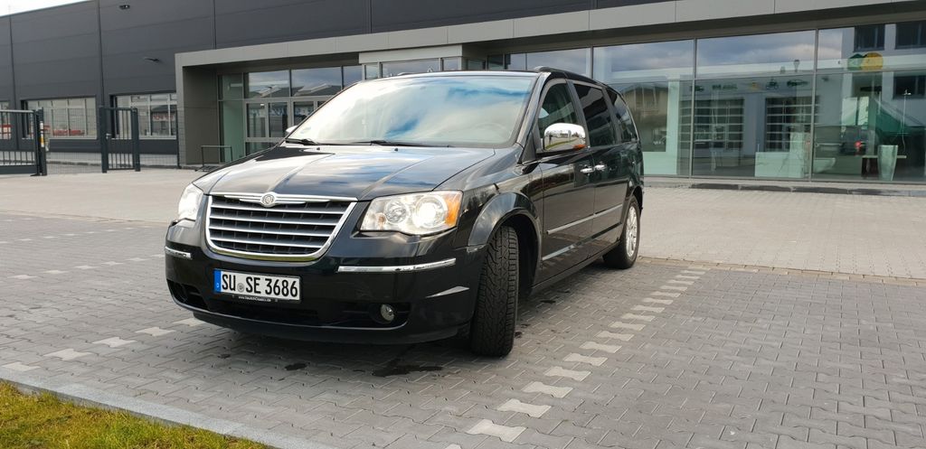 Chrysler Grand Voyager 212.000 km 5.700 &euro; Bornheim 53332
