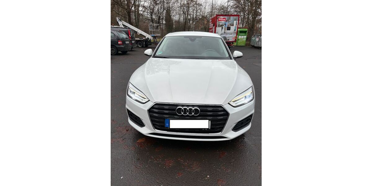 Audi A5 110.300 km 19.900 &euro; Troisdorf 53840