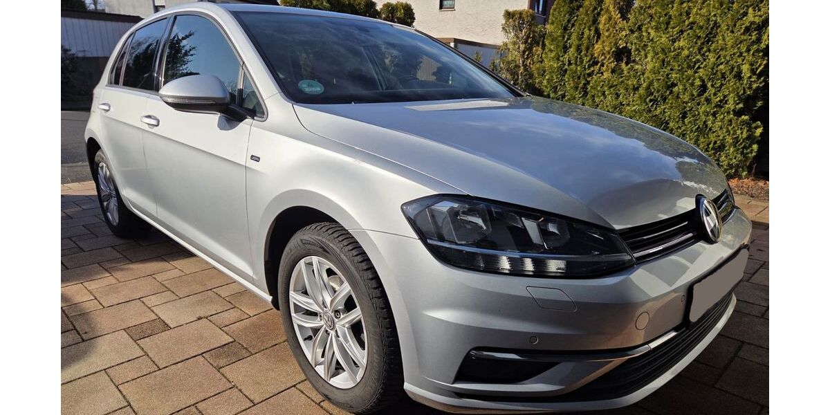 VW Golf 63.254 km 14.000 &euro; Niederkassel 53859