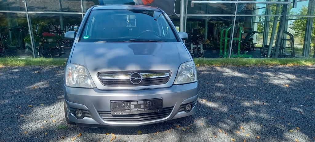 Opel Meriva 182.000 km 2.200 &euro; köln 51105