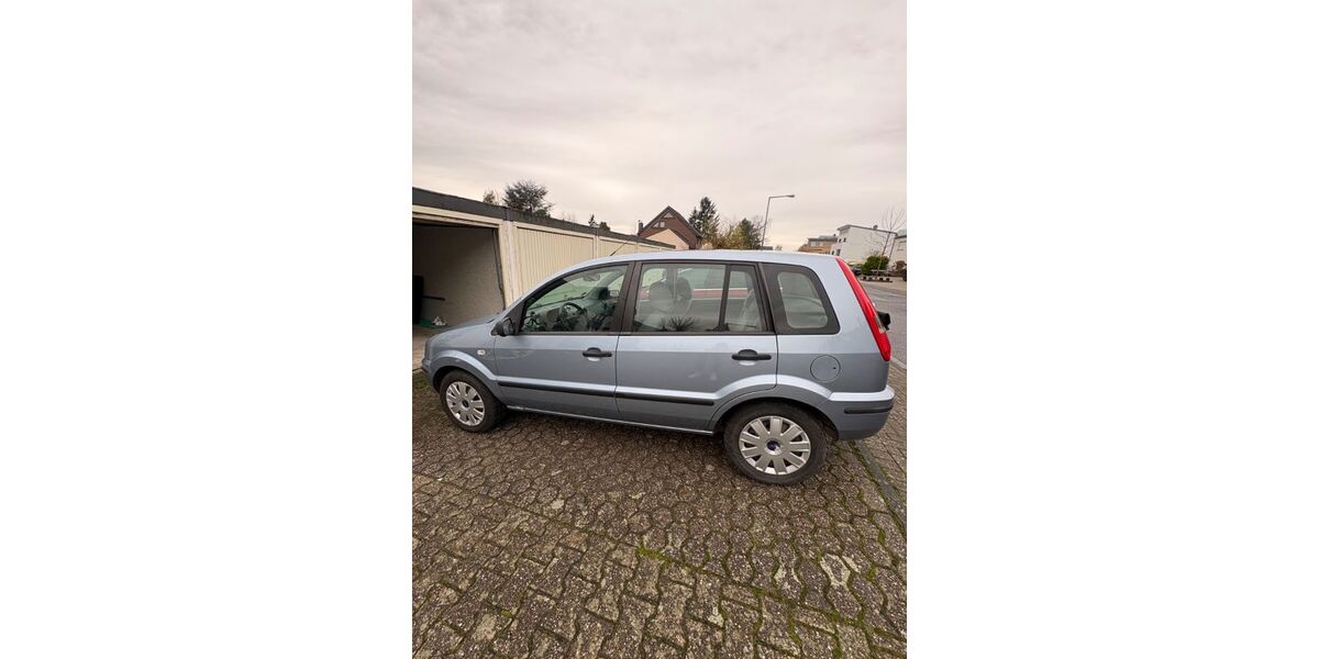 Ford Fusion 84.212 km 3.499 &euro; Köln 50769