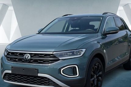 VW T-Roc 52.550 km 23.640 € Bergisch Gladbach 51465