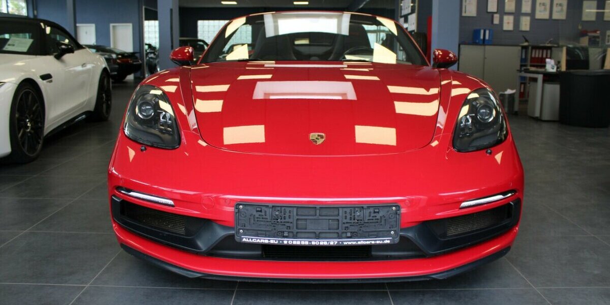 Porsche 718 Boxster GTS Sport-/AGA/Chrono/Design 73.299 km 61.480 &euro; Euskirchen 53881
