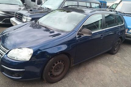 VW Golf 239.900 km 899 € Königswinter 53639