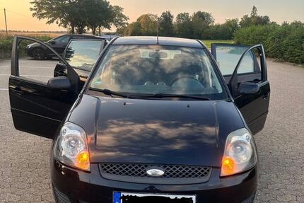 Ford Fiesta 95.000 km 2.350 &euro; Weilerswist 53919