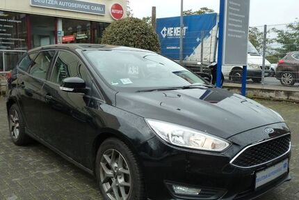 Ford Focus 63.868 km 9.990 € Köln 51063