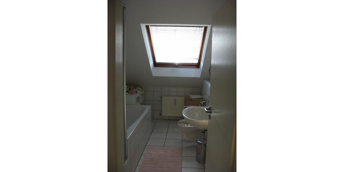 Dachgeschoßwohnung Köln Porz - 2 Zimmer, 67 m&sup2;, 260.000&euro; | Angebot:23589783