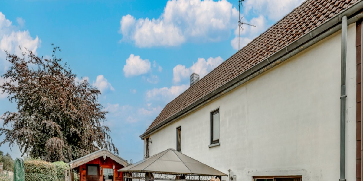 Einfamilienhaus mit ca. 105 m² Wohnfläche, 6 Zimmern und 613 m² Grundstück in Quirrenbach - Einfamilienhaus Königswinter | Angebot:27168951