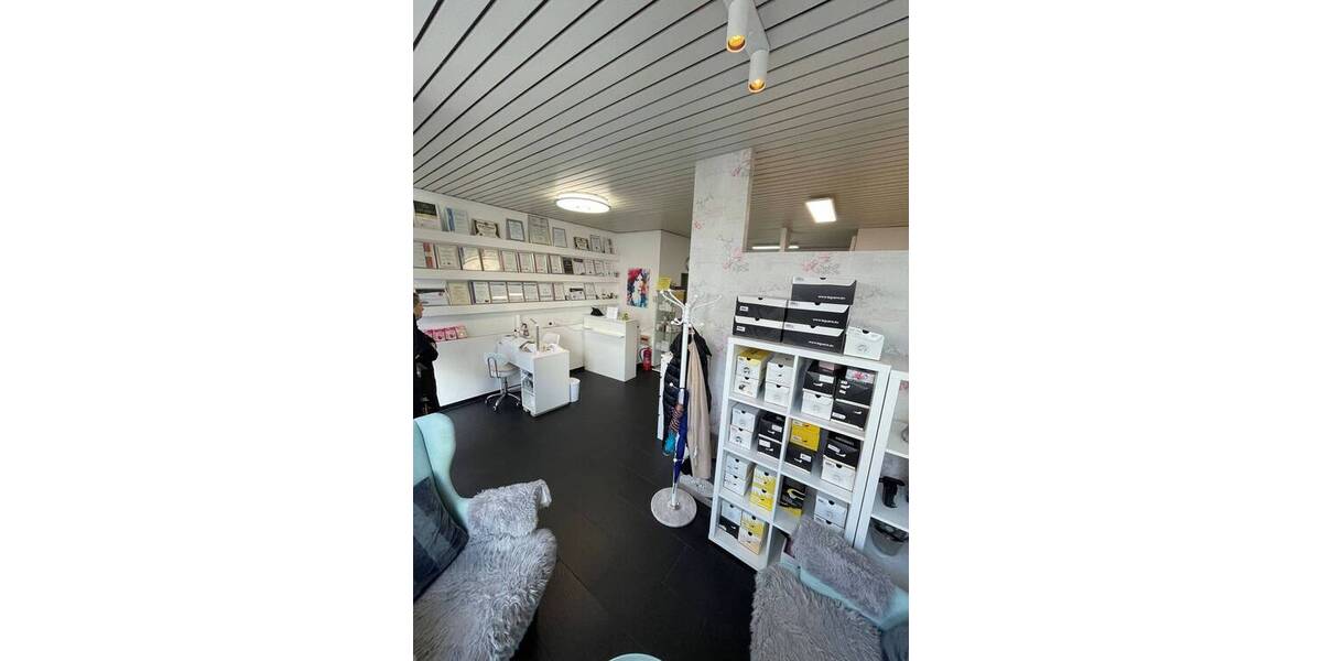 Gewerbeobjekt Siegburg Stallberg - 1 Zimmer, 580&euro; | Angebot:26554539