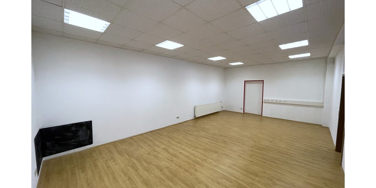 Helle Gewerbeeinheit mit eigenem Eingang und großzügigen Räumen - Gewerbeobjekt Königswinter | Angebot:26931888