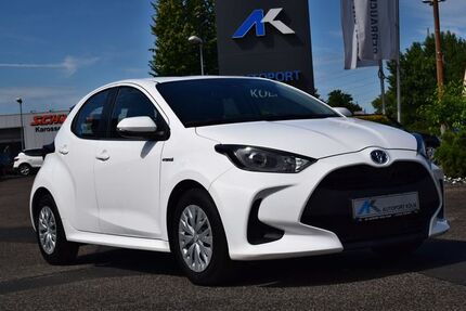 Toyota Yaris 14.600 km 16.890 € Köln (Nähe Flughafen Köln/Bonn) 51147