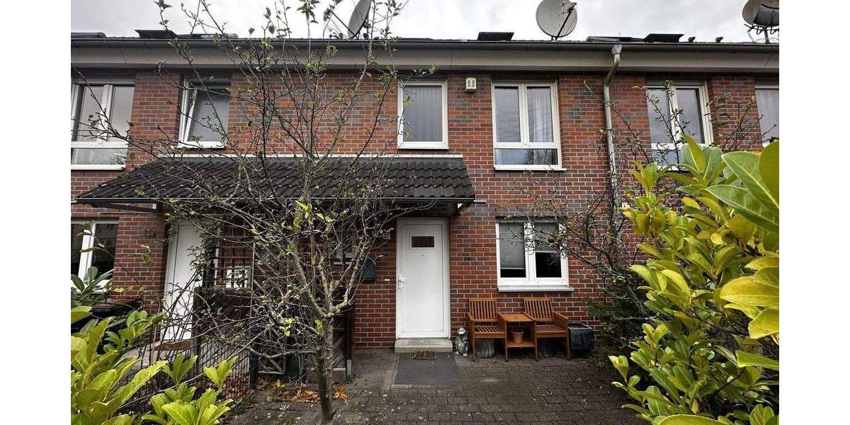 Reihenmittelhaus Köln Ossendorf - 4 Zimmer, 145 m&sup2;, 2.750&euro; | Angebot:24736531