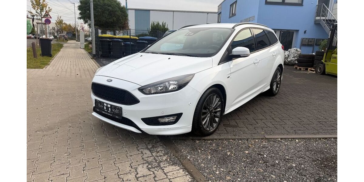 Ford Focus 90.000 km 12.350 &euro; brühl 50321