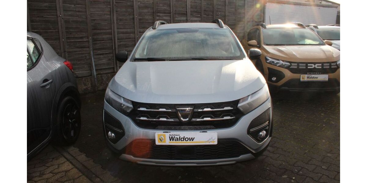 Dacia Sandero 30.470 km 11.900 &euro; Rheinbach 53359