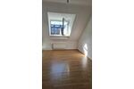 Dachgeschoßwohnung Bonn - 2 Zimmer, 40 m&sup2;, 520&euro; | Angebot:25852036