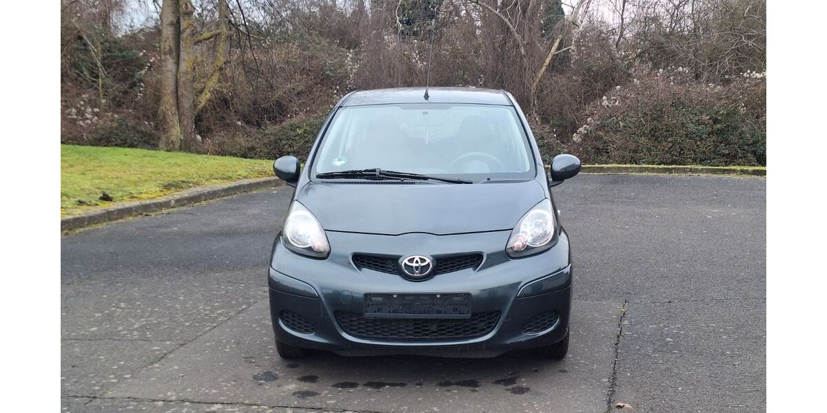 Toyota Aygo (X) 139.955 km 2.599 &euro; Brühl bei Köln 50321