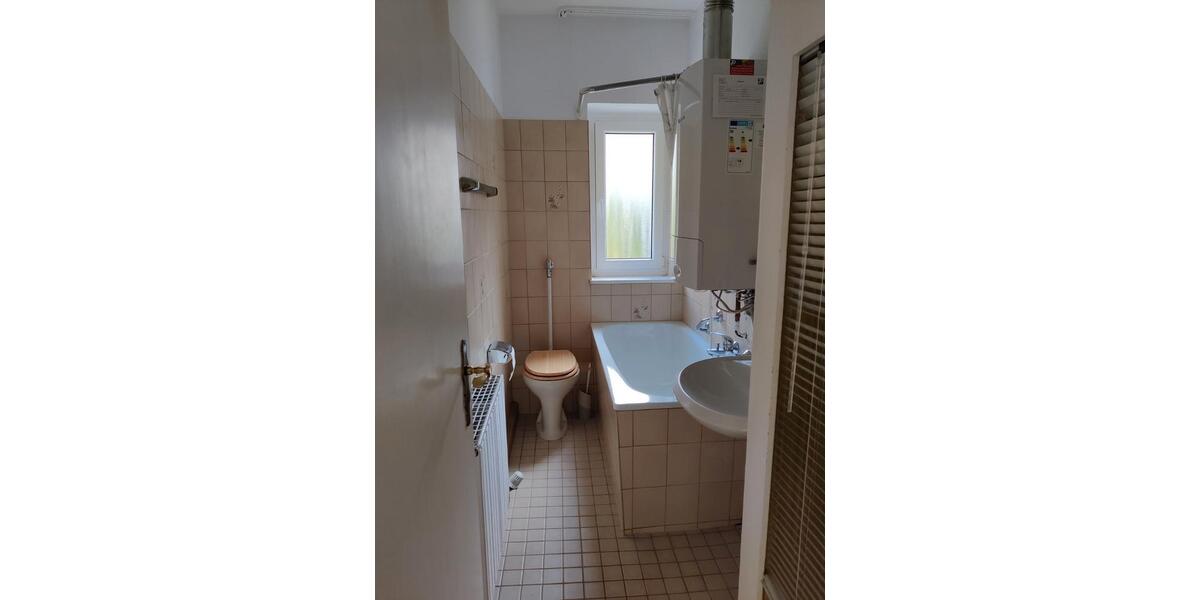 Erdgeschoßwohnung Bonn Bad Godesberg - 2 Zimmer, 45 m&sup2;, 750&euro; | Angebot:27618067