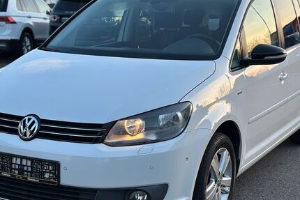 VW Touran 117.000 km 12.290 &euro; Rheinbach 53359