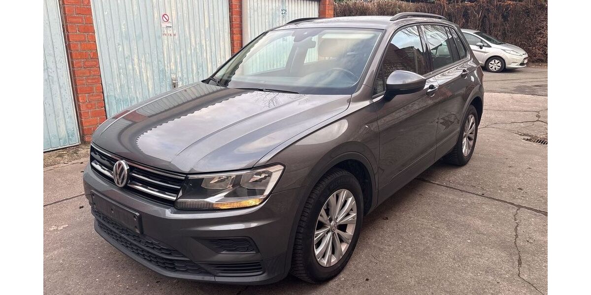 VW Tiguan 259.000 km 11.499 &euro; Troisdorf 53842
