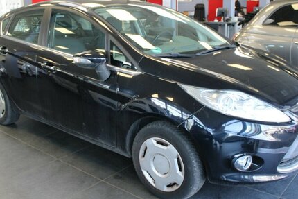 Ford Fiesta 1.25 Ghia - 5-Türig - 1.Hand - 83.440 km 4.980 &euro; Euskirchen 53881