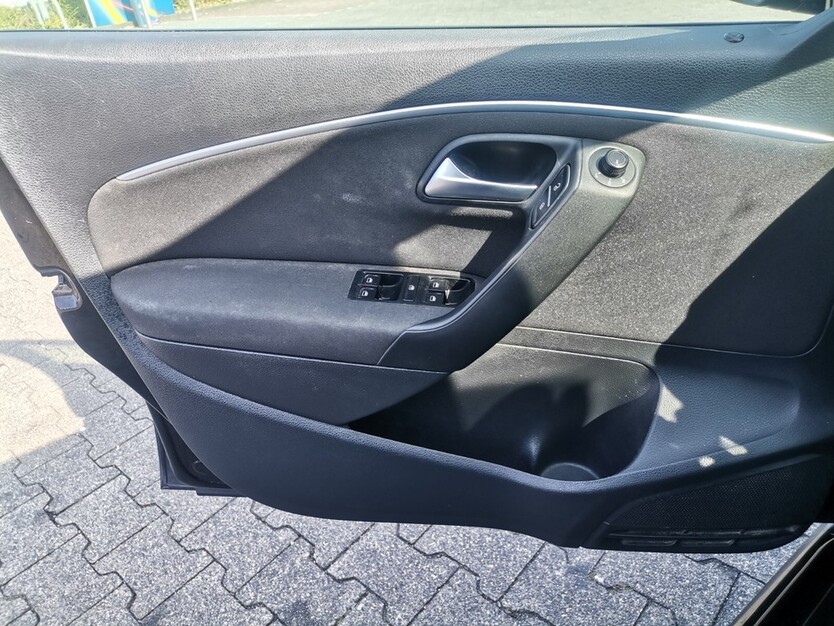 VW Polo 184.900 km 6.667 € Köln 50667