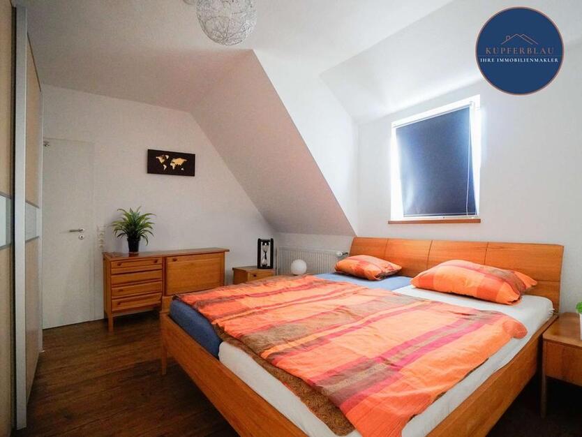 Mietshaus mit 3 SchlafZimmern, Home-Office-Bereich, Garten und Garage in Rheinbach