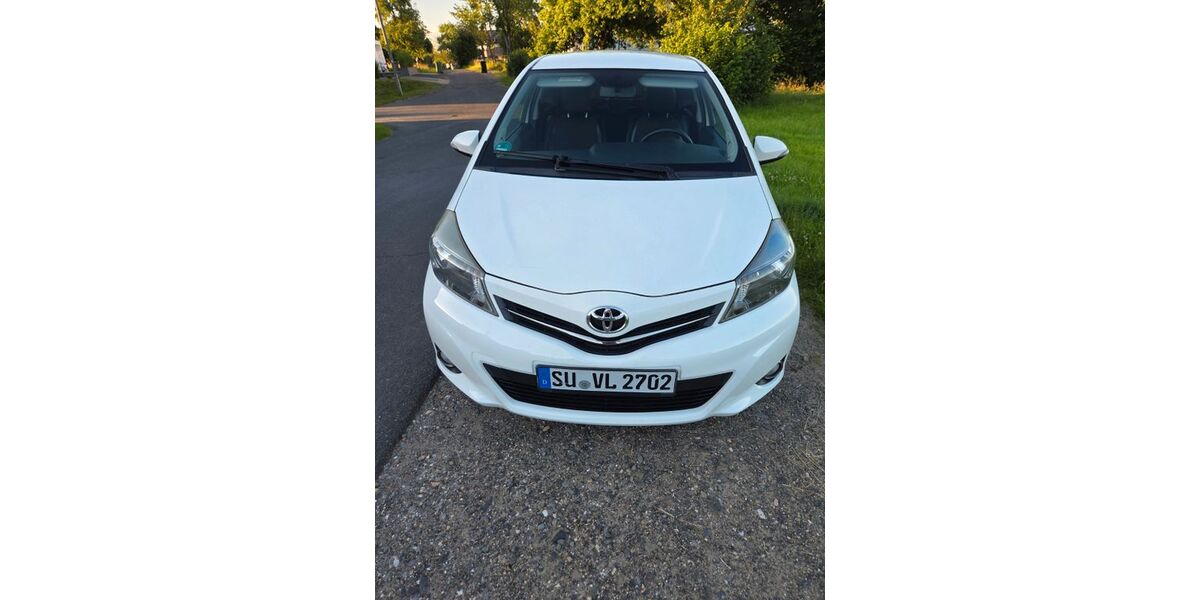 Toyota Yaris 147.000 km 5.599 &euro; Neunkirchen-Seelscheid 53819