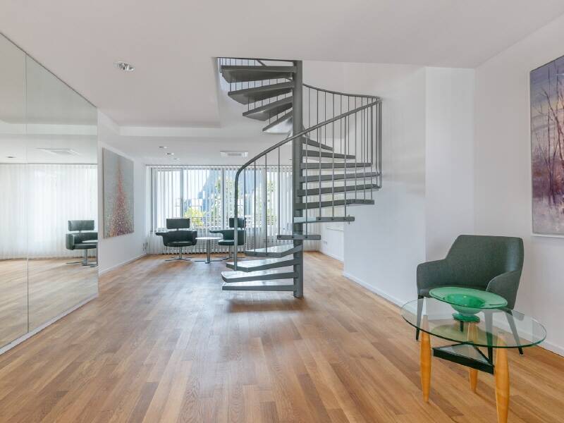 Penthouse-Masionette - Büro mit Domblick