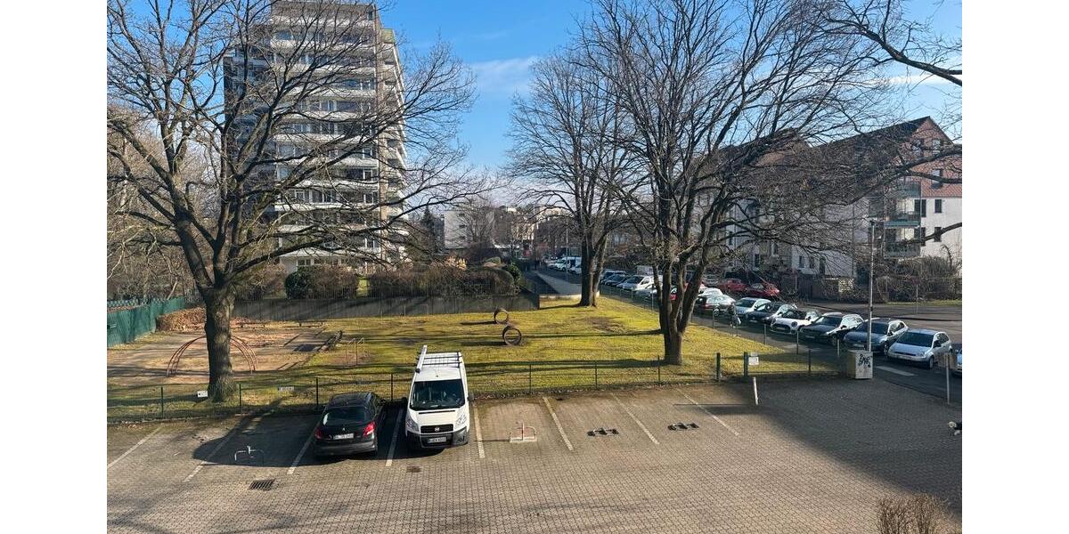 Erdgeschoßwohnung Bergisch Gladbach Frankenforst - 4 Zimmer, 104 m&sup2;, 1.600&euro; | Angebot:24616463