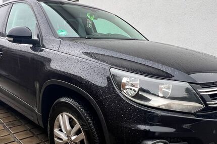VW Tiguan 163.400 km 7.600 &euro; Köln 50663