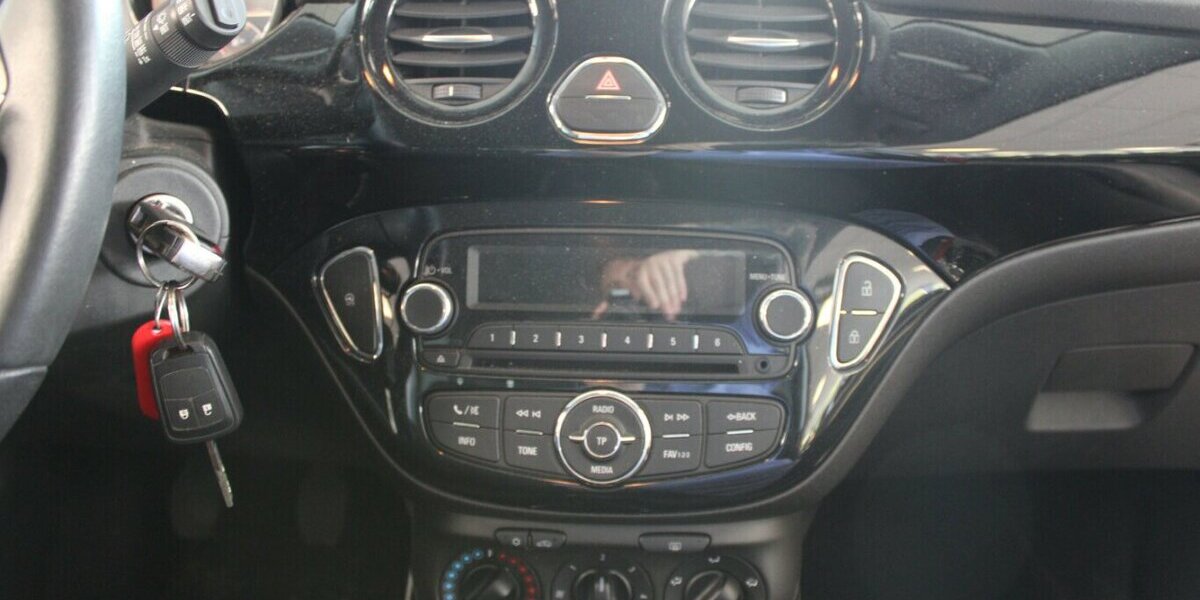 Opel Adam 1.2 53.798 km 7.980 &euro; Euskirchen 53881